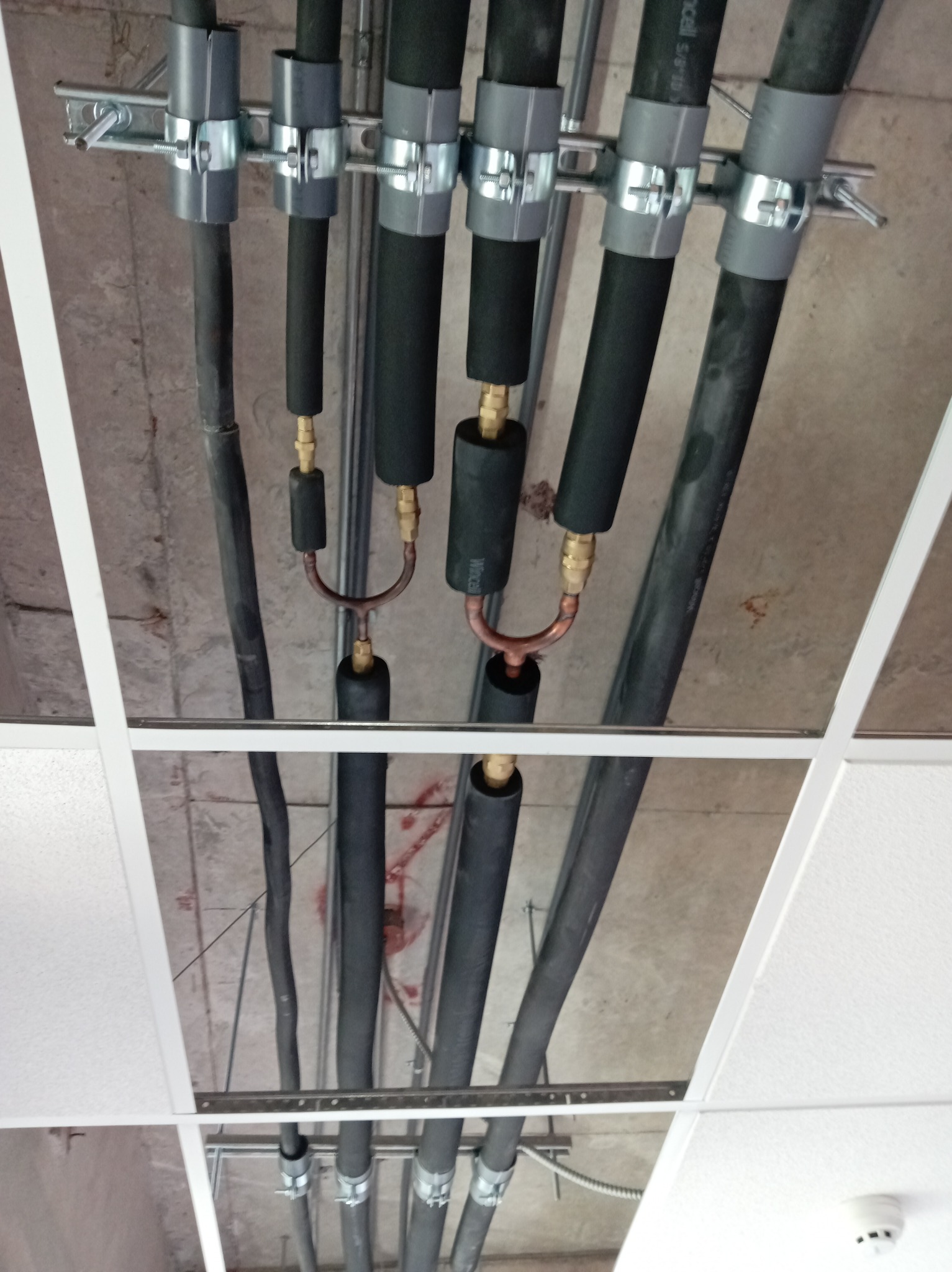 Derivaciones Refnet VRF aisladas